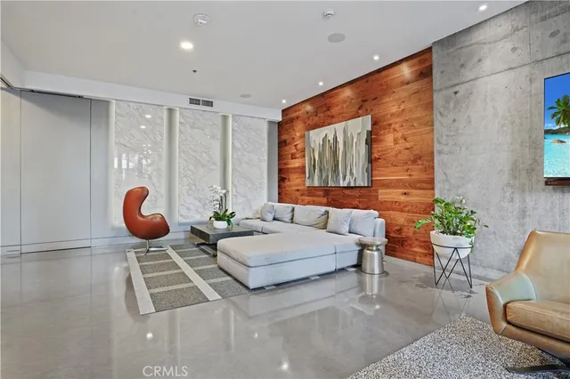 a view of entryway and hall