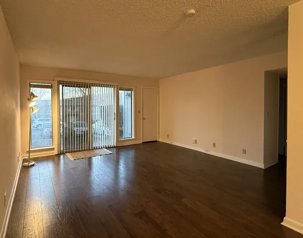 $1,040 | 21 Vaughns Gap Road, Unit 146, Nashville, TN 37205