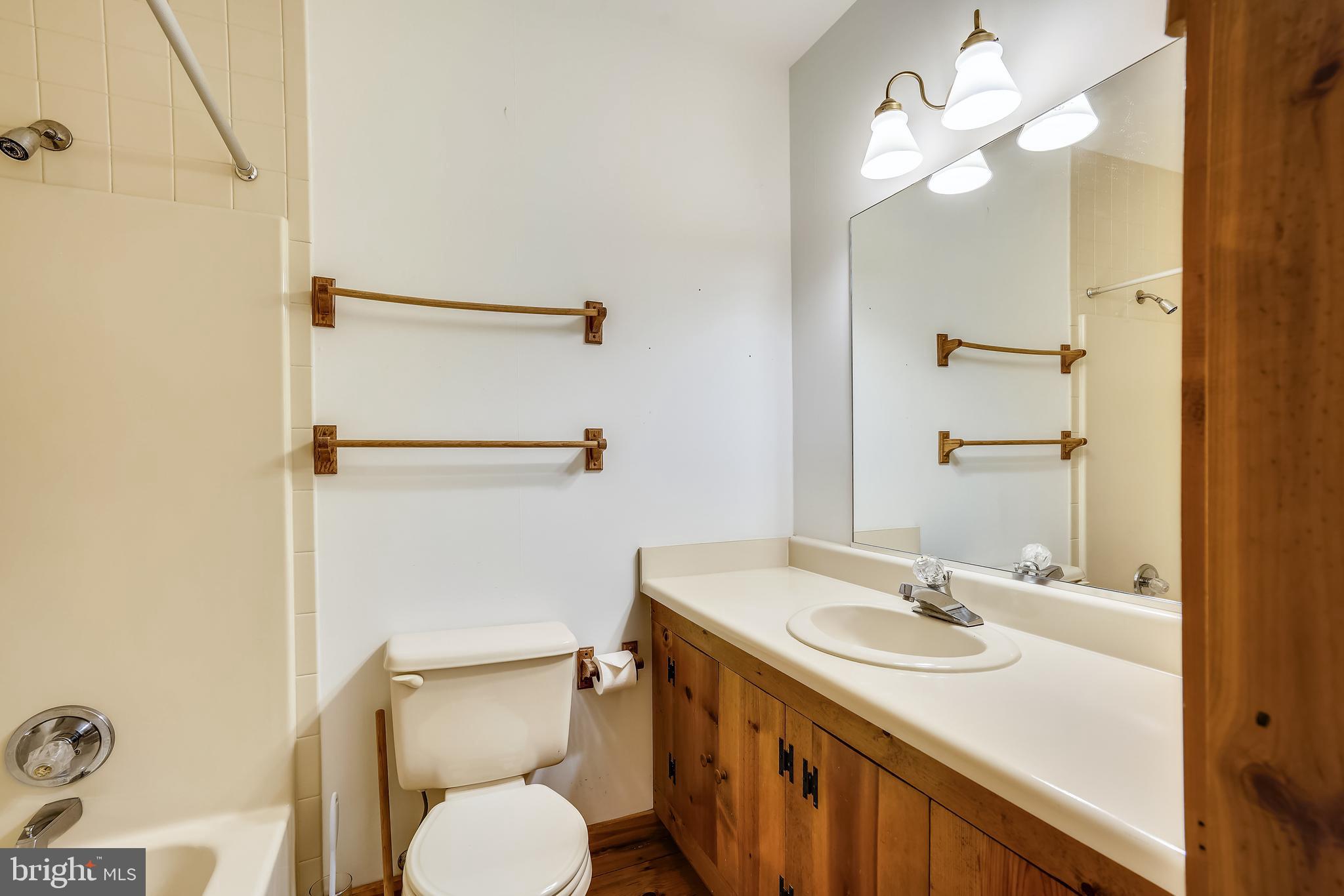 206 Birch Run Road Chestertown, MD 21620 - Photo 15 of 32 1st Floor Primary Suit