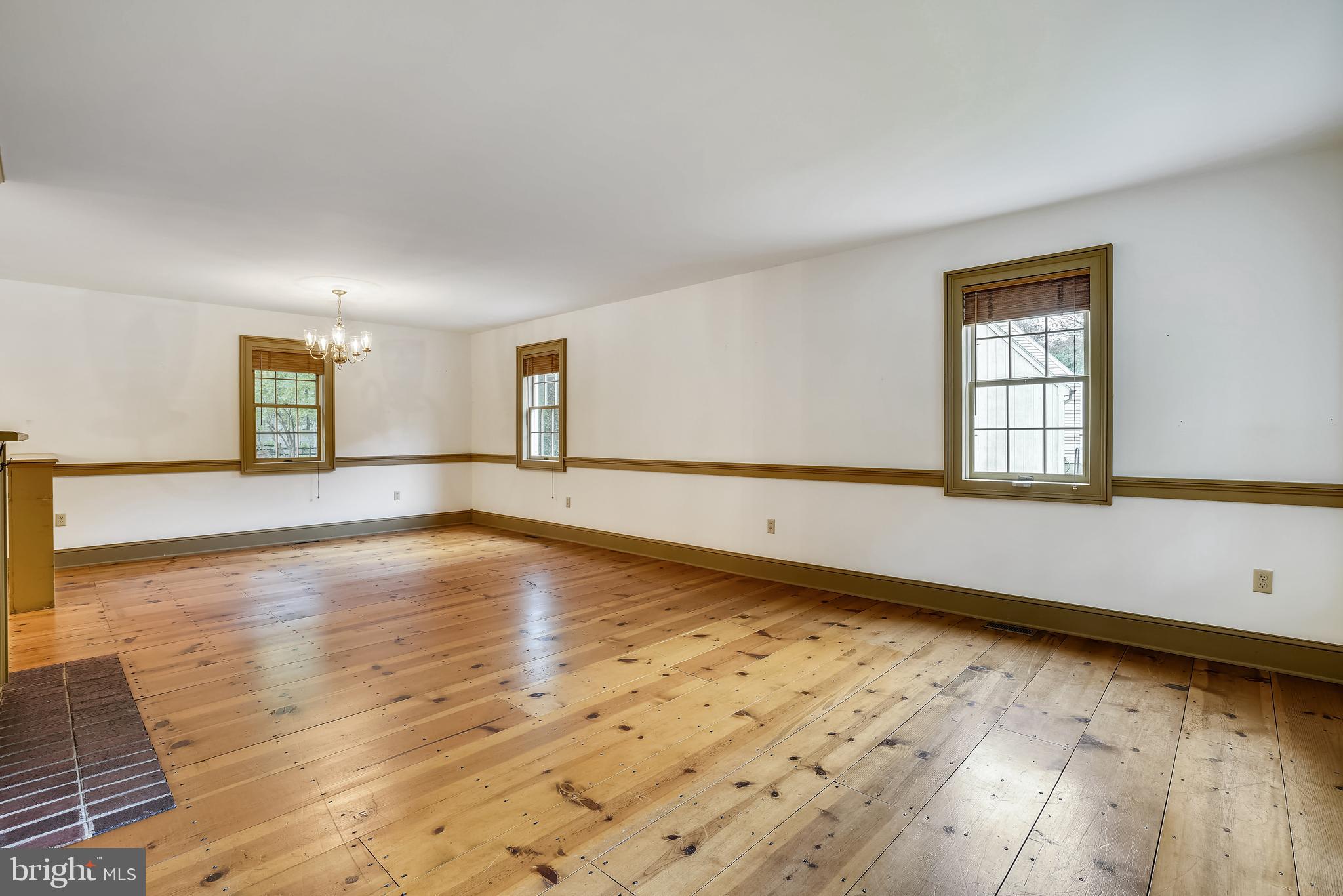 206 Birch Run Road Chestertown, MD 21620 - Photo 7 of 32 Living Room