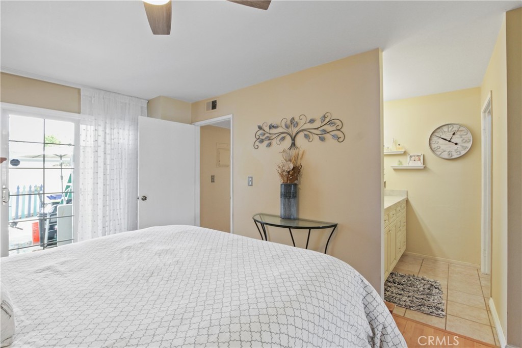 95 Tarocco Irvine, CA 92618 - Photo 11 of 15