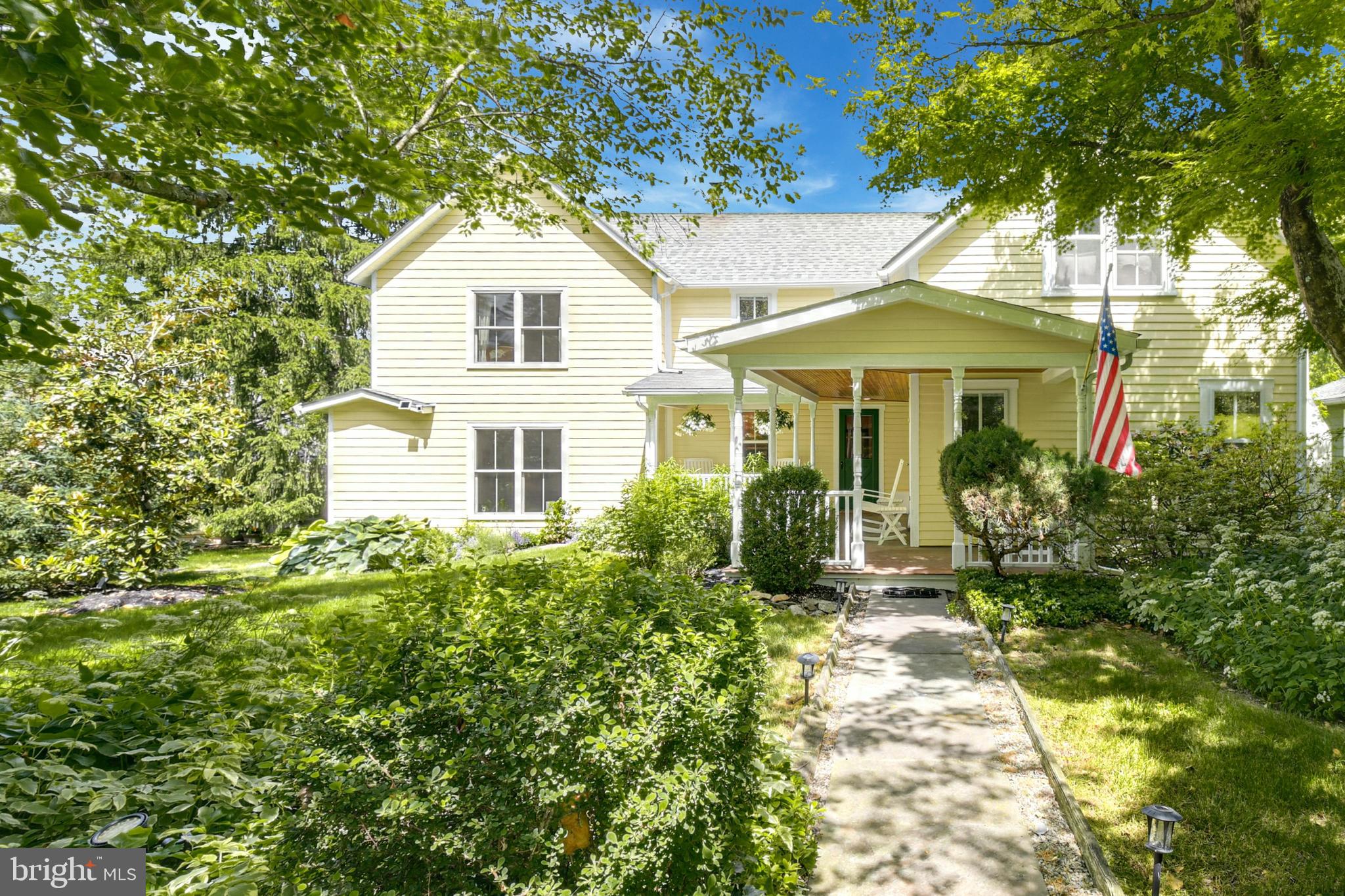 155 Old Philadelphia Road Riegelsville, PA 18077 - Photo 2 of 42 a front view of a house with a yard