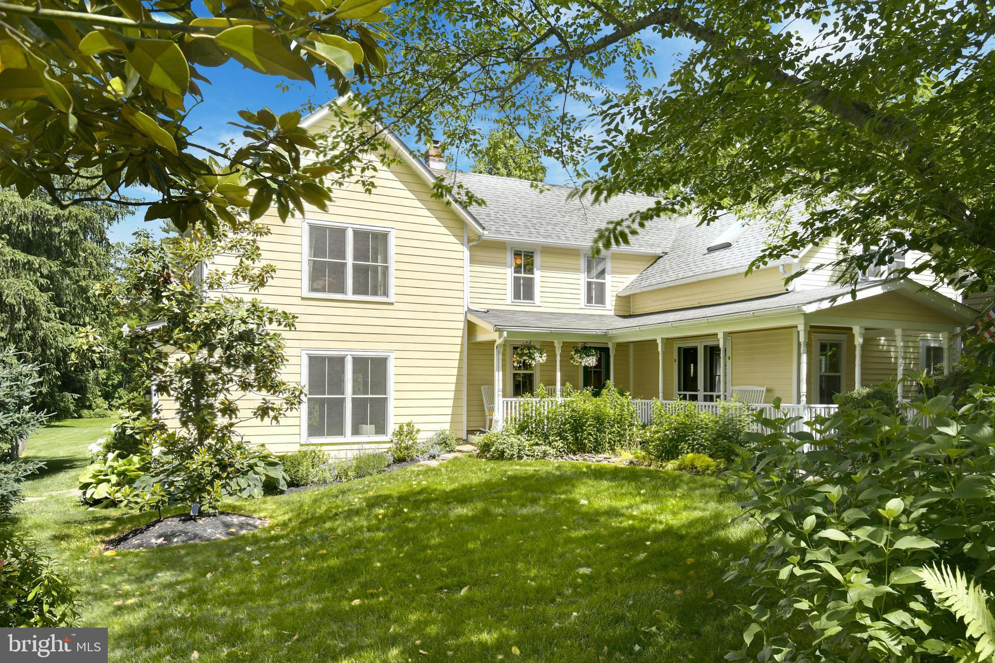 155 Old Philadelphia Road Riegelsville, PA 18077 - Photo 42 of 42 a house view with a garden space