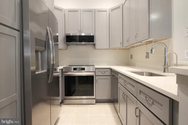 $2,200 | 1956A Villaridge Drive, Unit 1956B, Reston, VA 20191