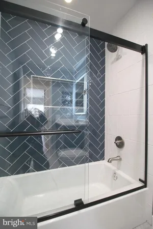 $2,200 | 1956A Villaridge Drive, Unit 1956B, Reston, VA 20191