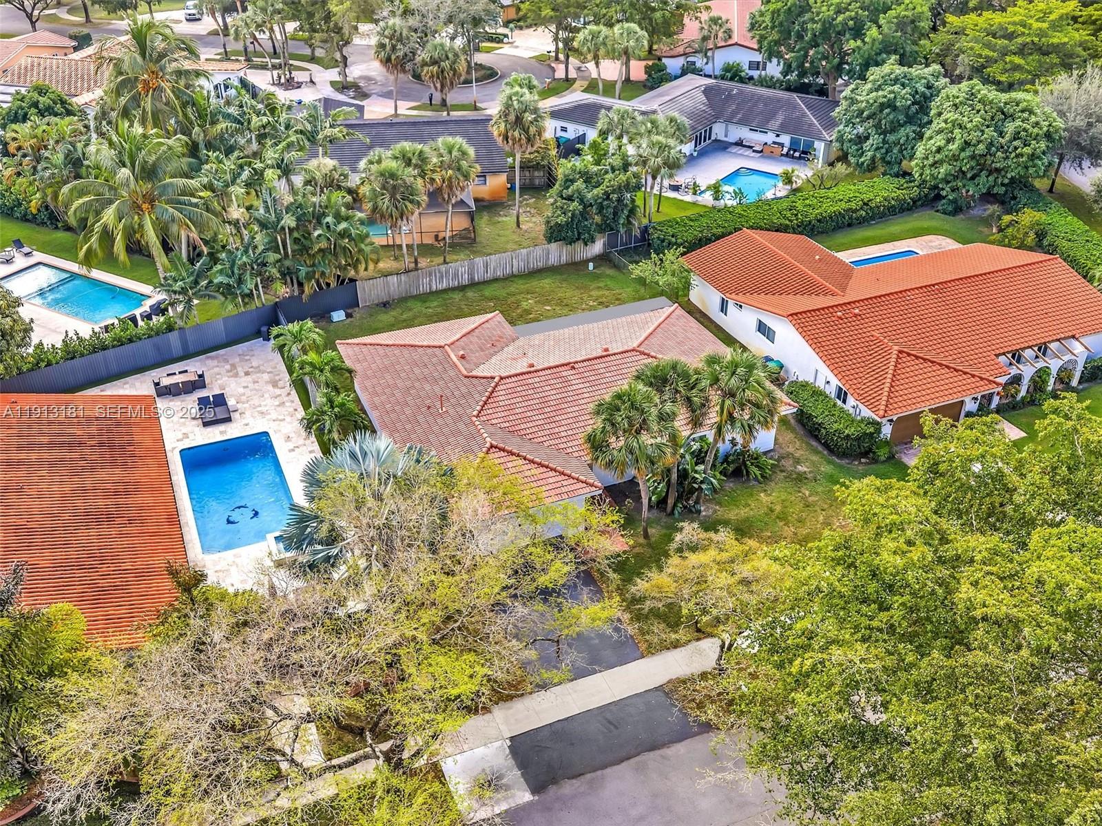 6360 Simmons Street Miami Lakes, FL 33014 - Photo 32 of 39