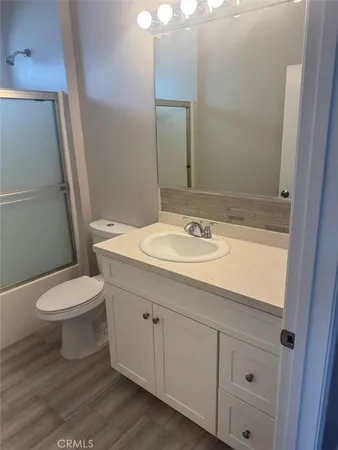 $2,900 | 13665 Arrow Route, Unit 6, Fontana, CA 92335