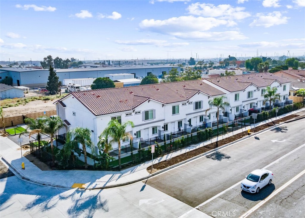 13665 Arrow Route, Unit 6 Fontana, CA 92335 - Photo 4 of 42