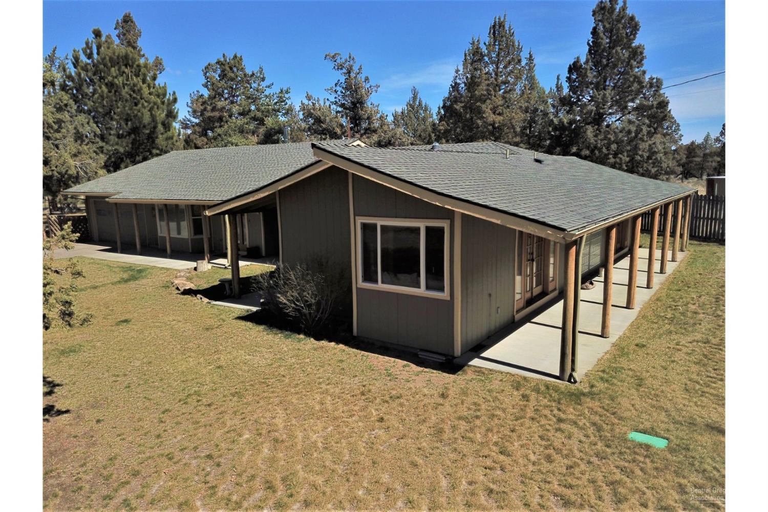 25345 Walker Road Bend, OR 97701 - Photo 3 of 25 Additional Photo