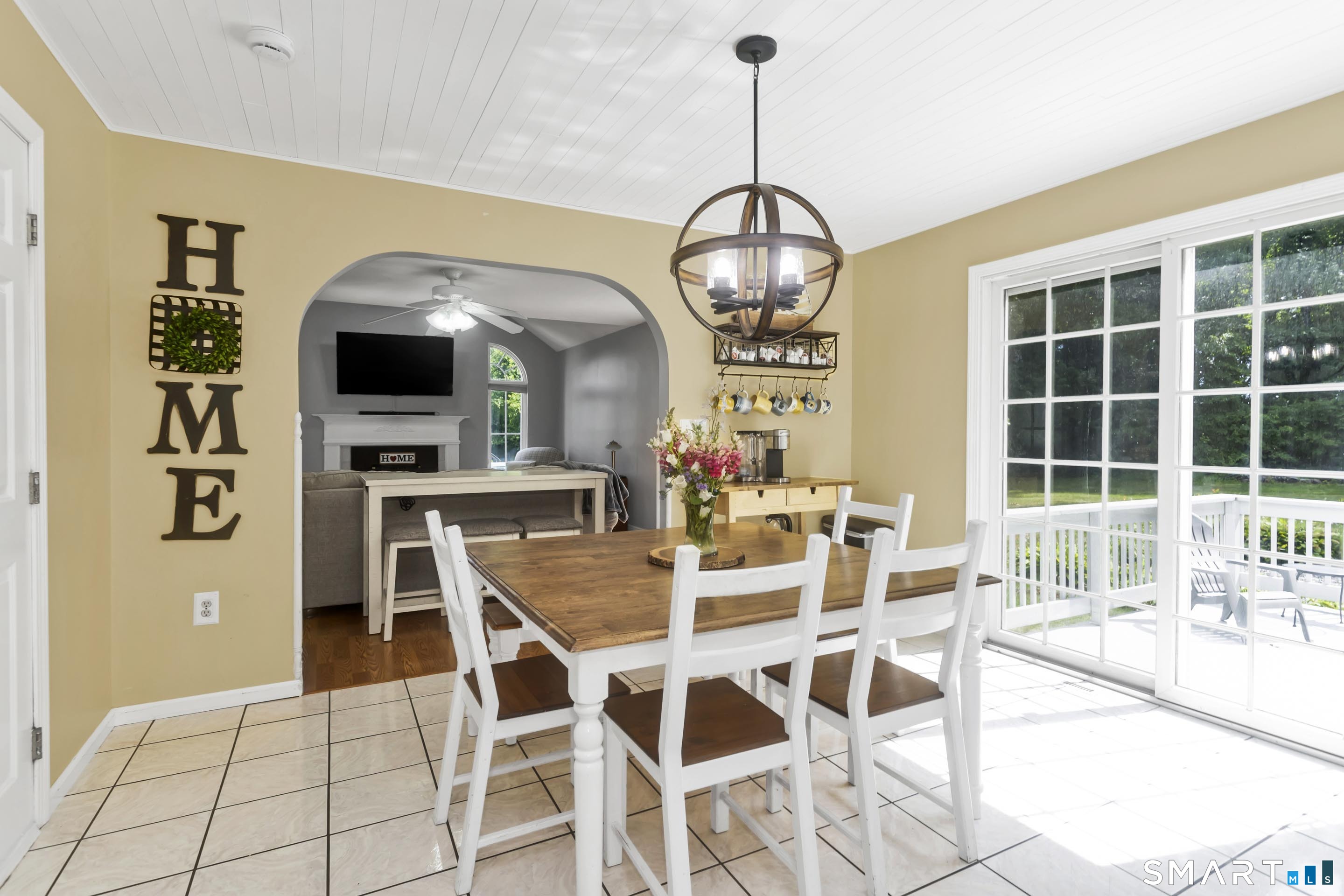 191 Abbe Road Enfield, CT 06082 - Photo 12 of 39