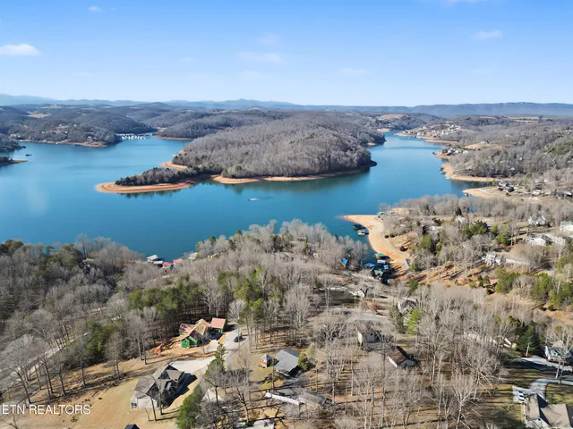 $557,000 | 129 Bucks And Doe Lane, La Follette, TN 37766