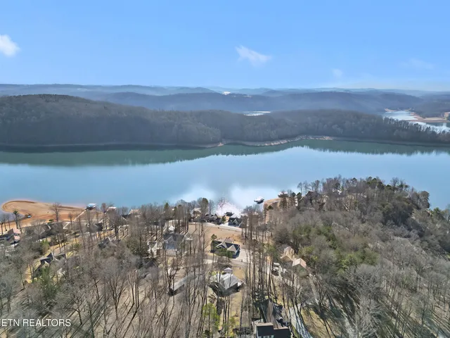$557,000 | 129 Bucks And Doe Lane, La Follette, TN 37766