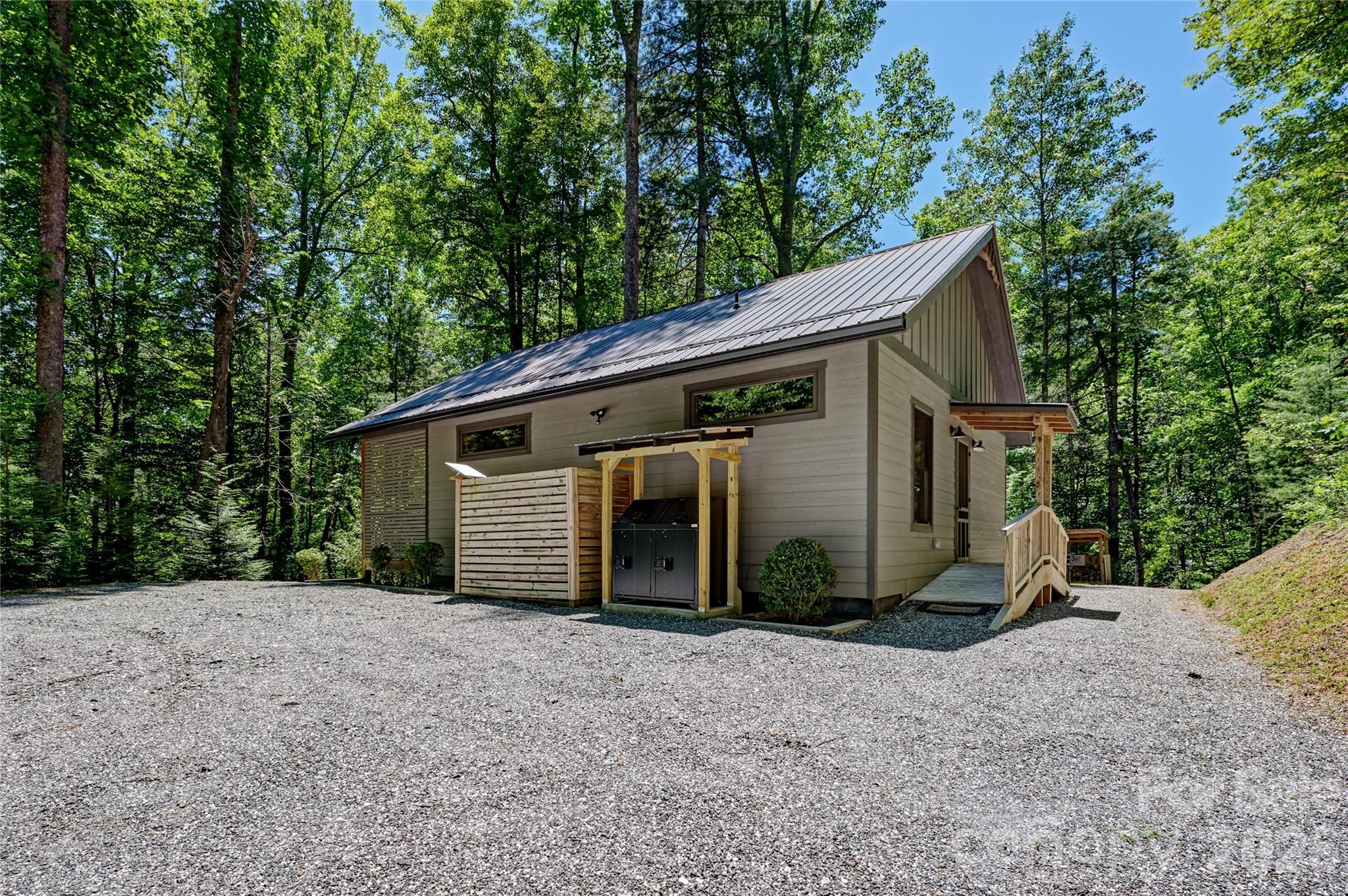 4017 Canada Road Tuckasegee, NC 28783 - Photo 39 of 46
