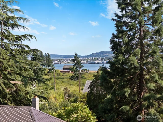 $790,000 | 7554 Guemes Island Road, Anacortes, WA 98221