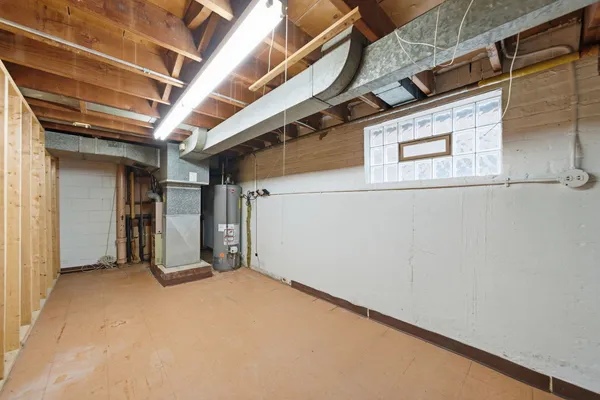 $300,000 | 3441 West 83rd Street, Chicago, IL 60652