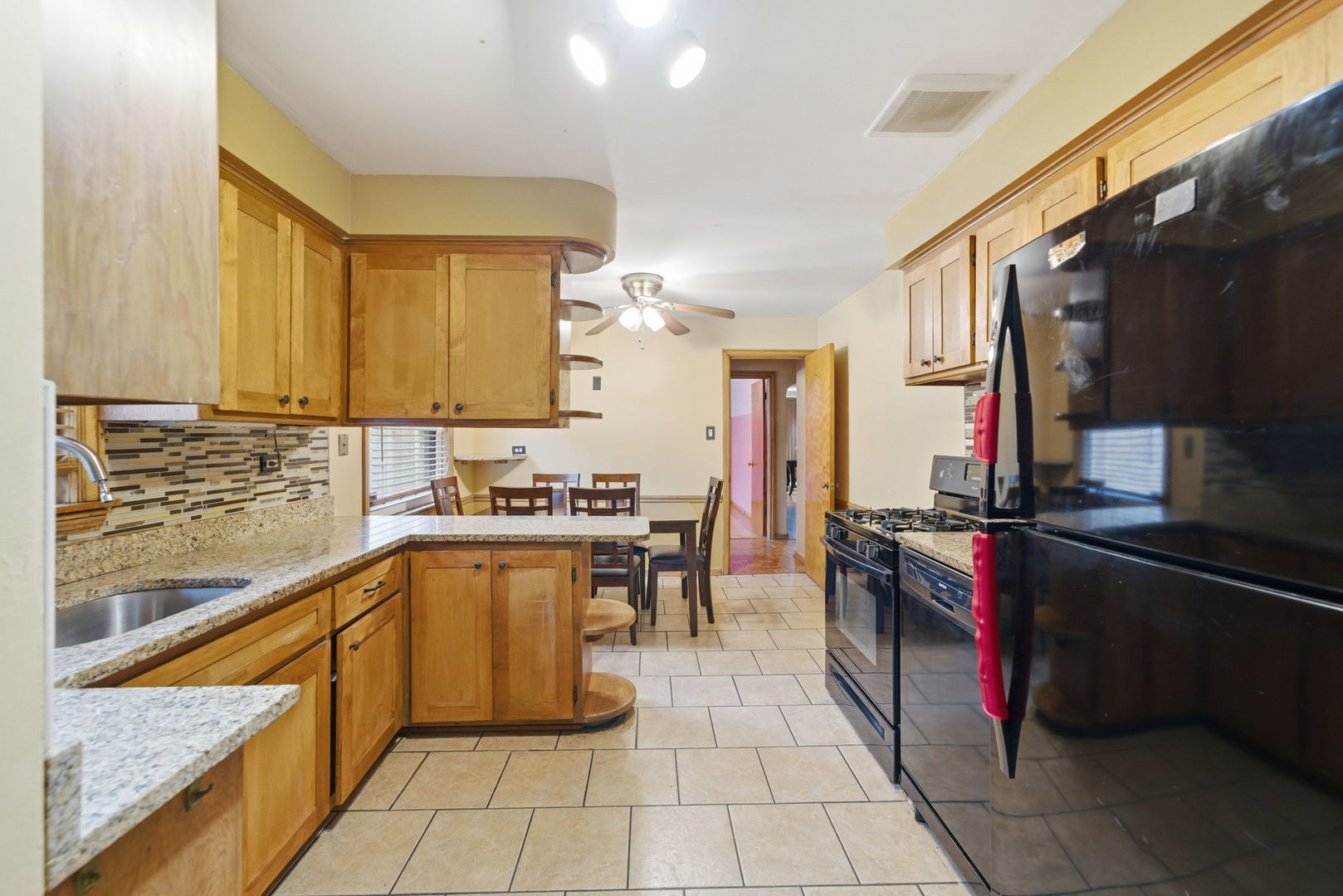 3441 West 83rd Street Chicago, IL 60652 - Photo 9 of 17