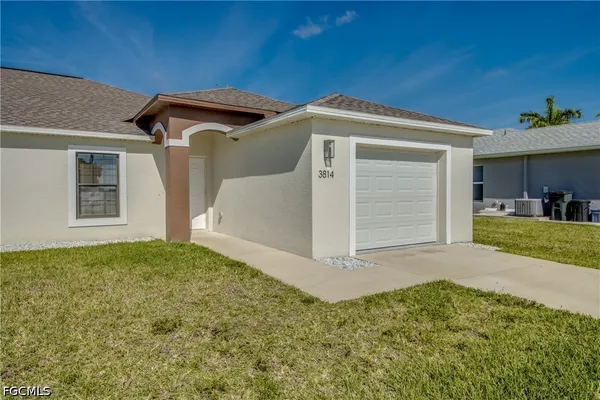 $599,000 | 3814-3816 Southwest 15th Place, Cape Coral, FL 33914