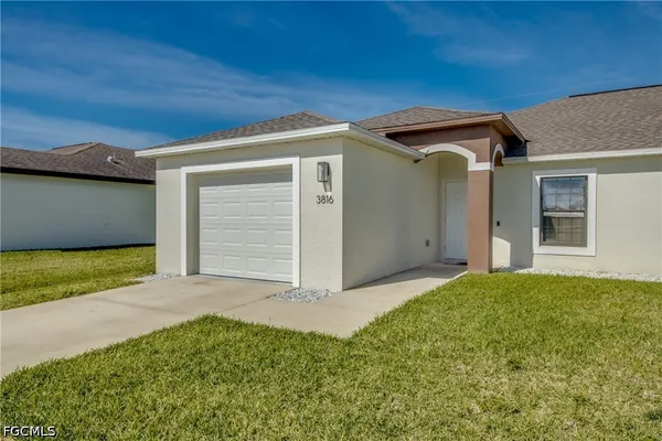 $599,000 | 3814-3816 Southwest 15th Place, Cape Coral, FL 33914