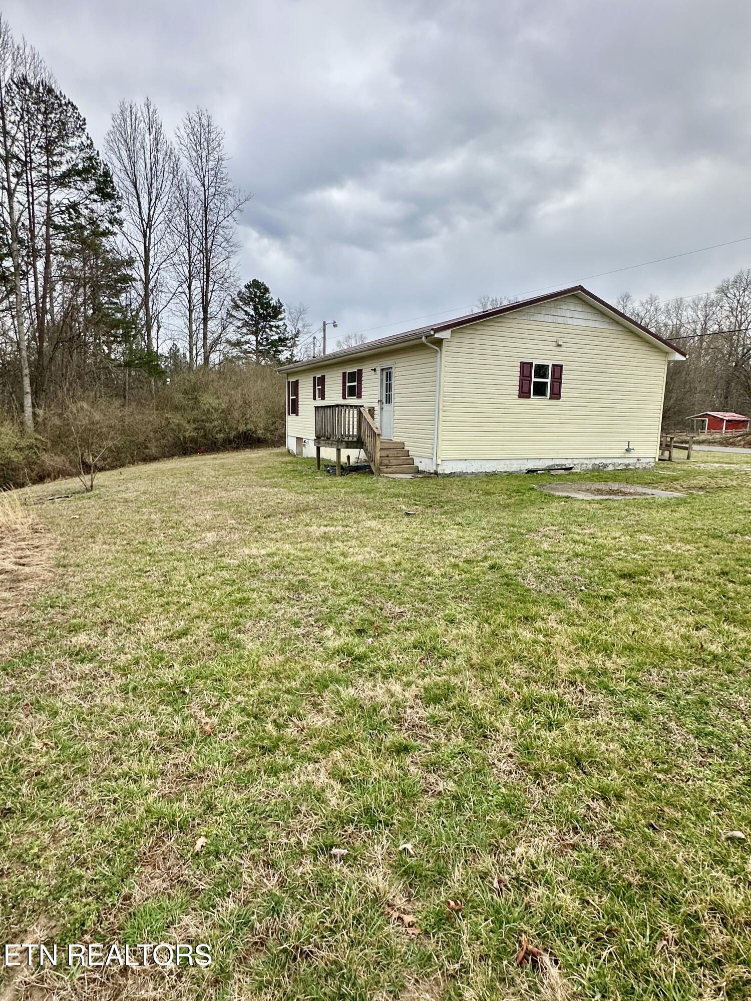 1442 Rome Road Lancing, TN 37770 - Photo 2 of 18 IMG_3818