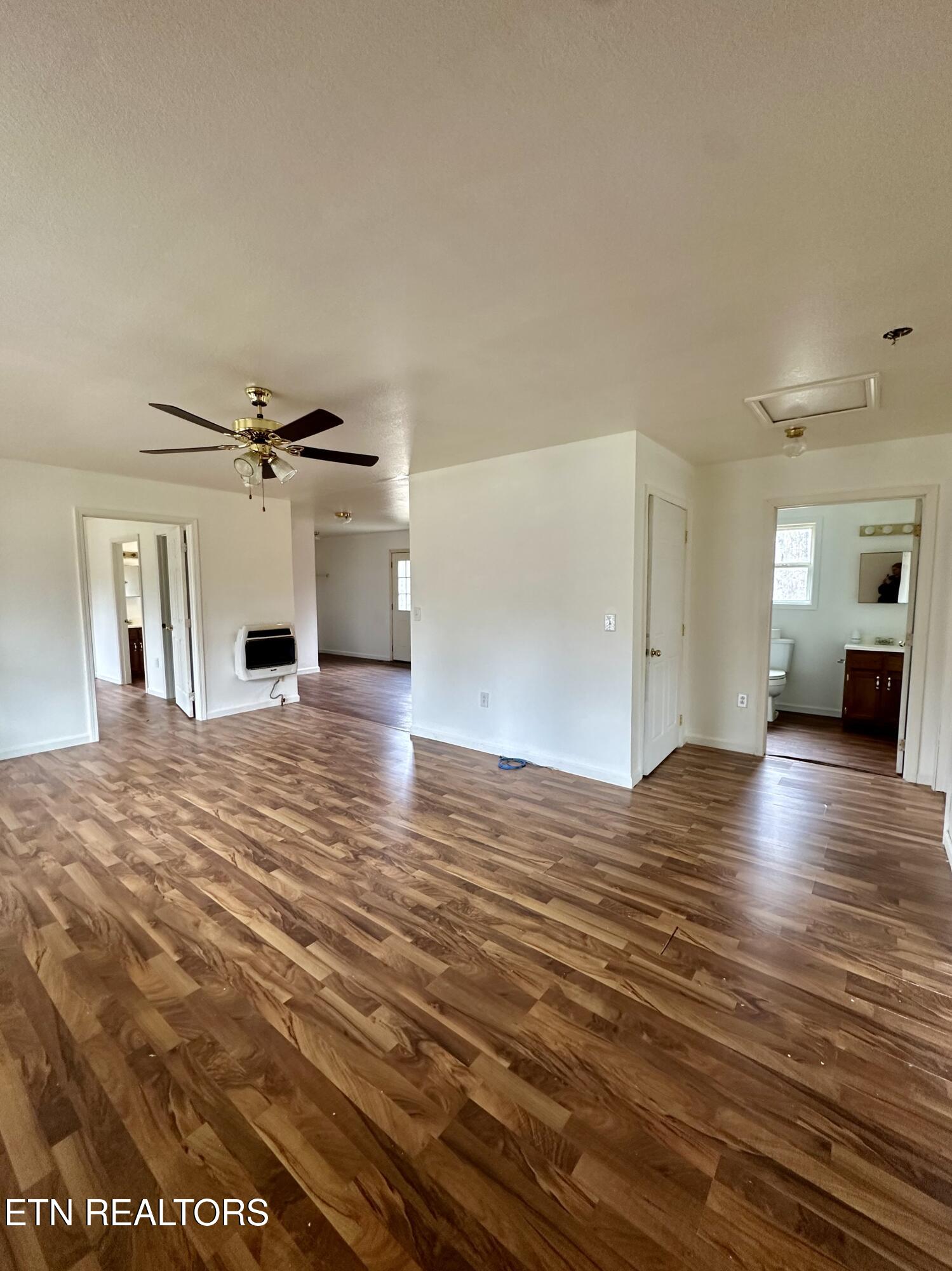 1442 Rome Road Lancing, TN 37770 - Photo 5 of 18 IMG_3825