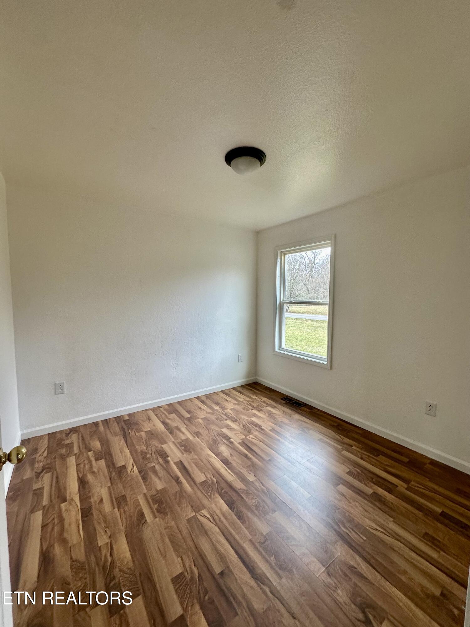 1442 Rome Road Lancing, TN 37770 - Photo 6 of 18 IMG_3829
