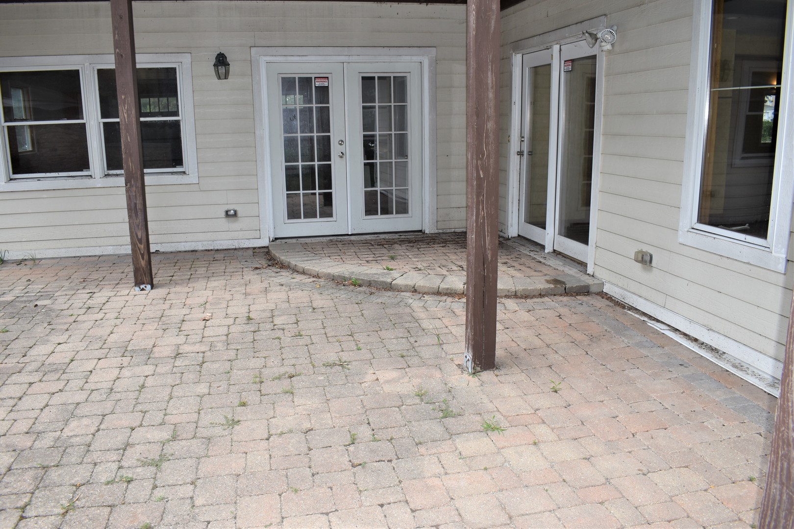 1441 Potter Road Park Ridge, IL 60068 - Photo 32 of 33 a view of a house with a yard