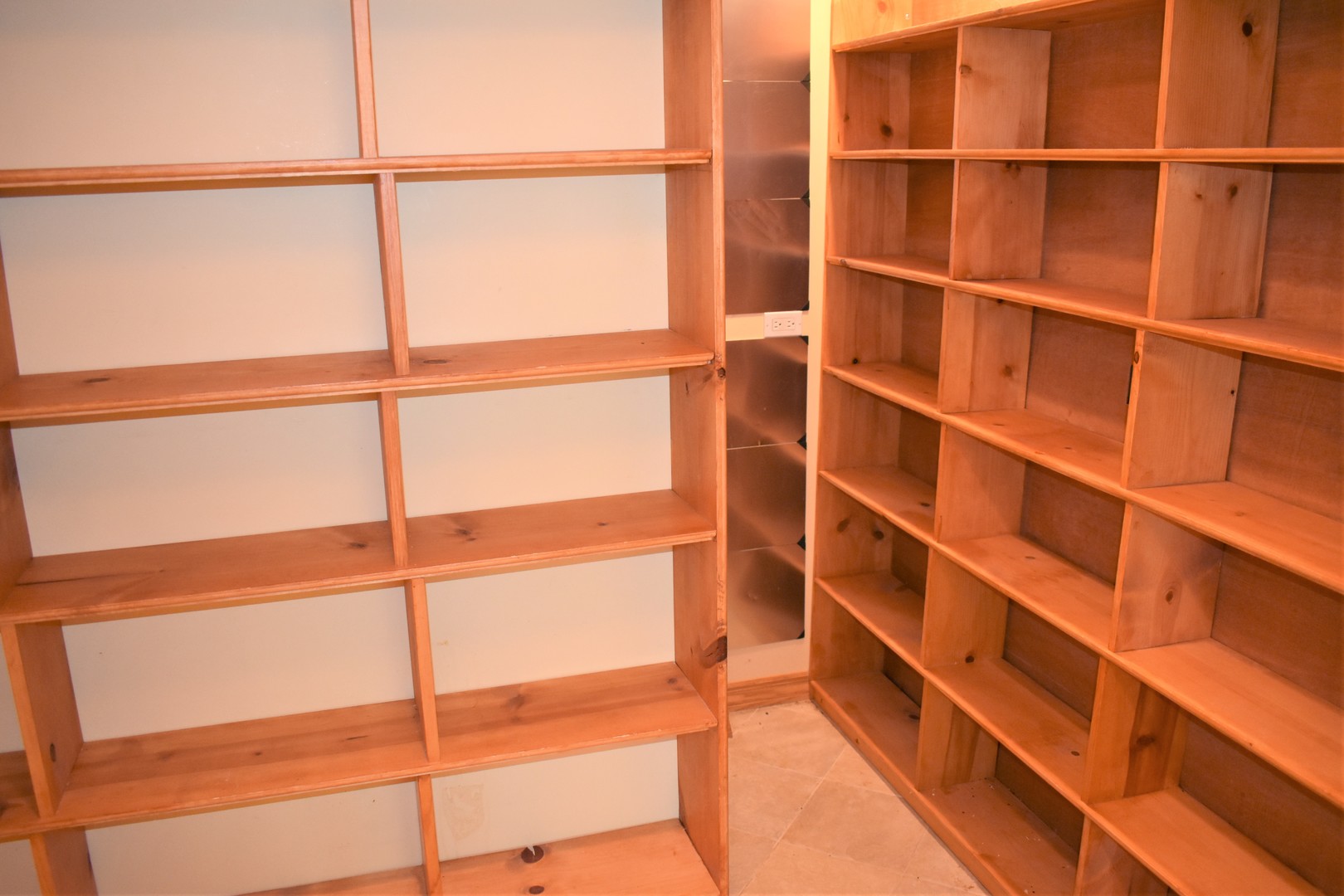 1441 Potter Road Park Ridge, IL 60068 - Photo 9 of 33 a view of a room with a window
