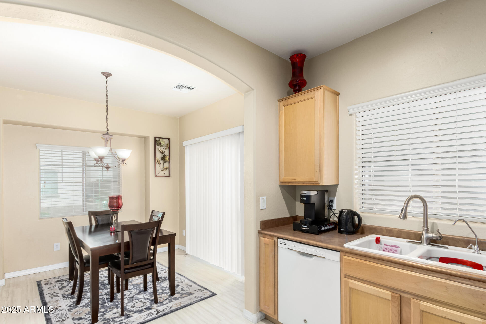 4670 East Redfield Road Gilbert, AZ 85234 - Photo 7 of 29 Kitchen