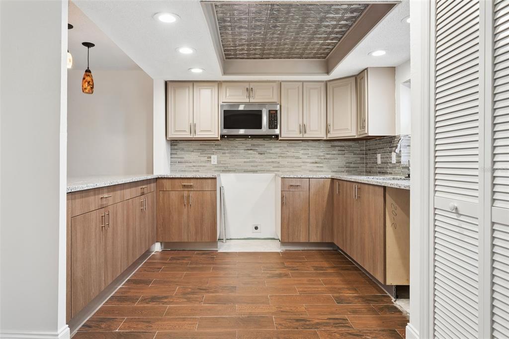 9920 Eagles Point Circle, Unit 2 Port Richey, FL 34668 - Photo 6 of 25 Gallery Image 6