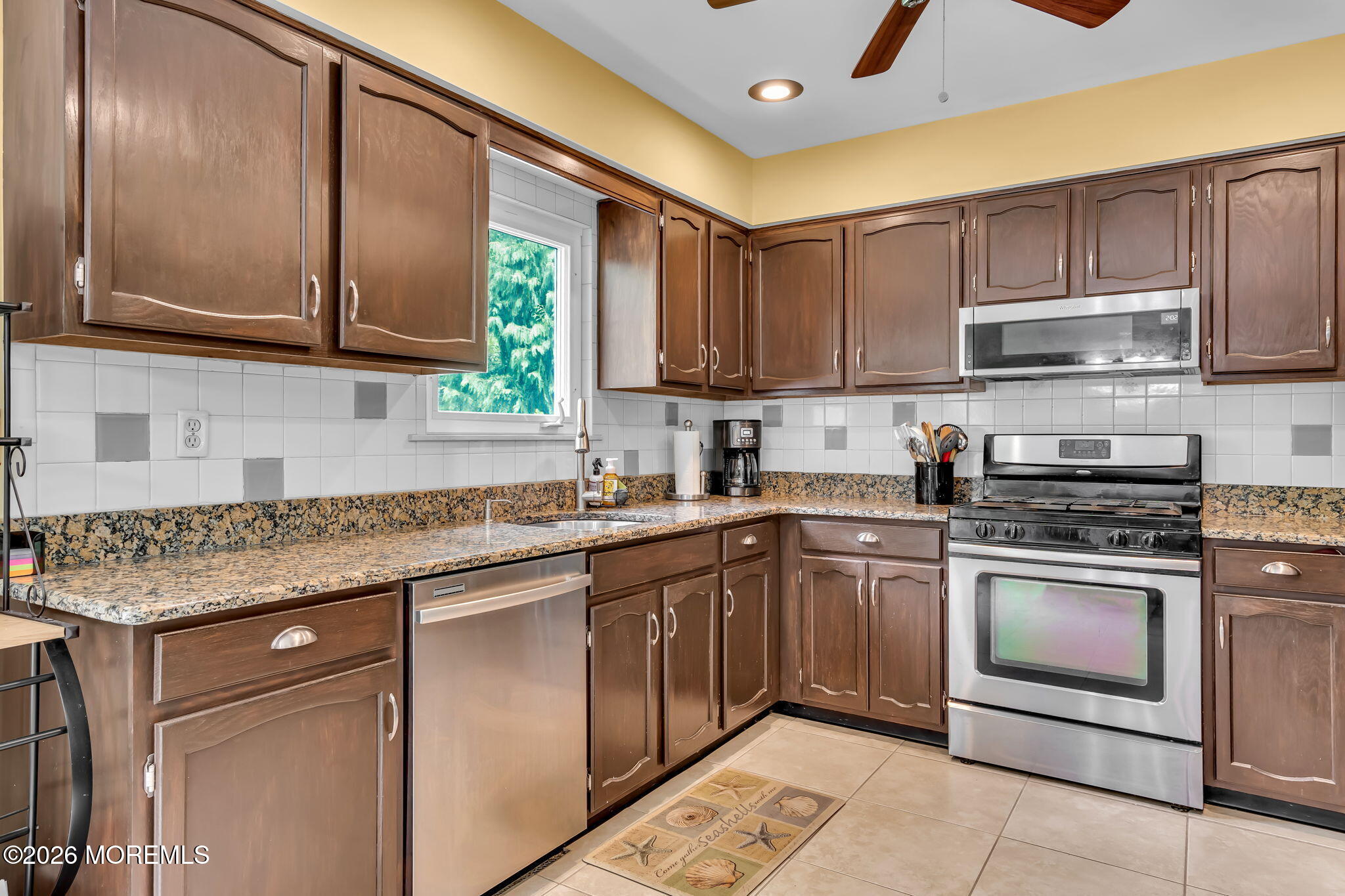 14 Jennifer Drive Howell, NJ 07731 - Photo 20 of 67 25-web-or-mls-DSC01036