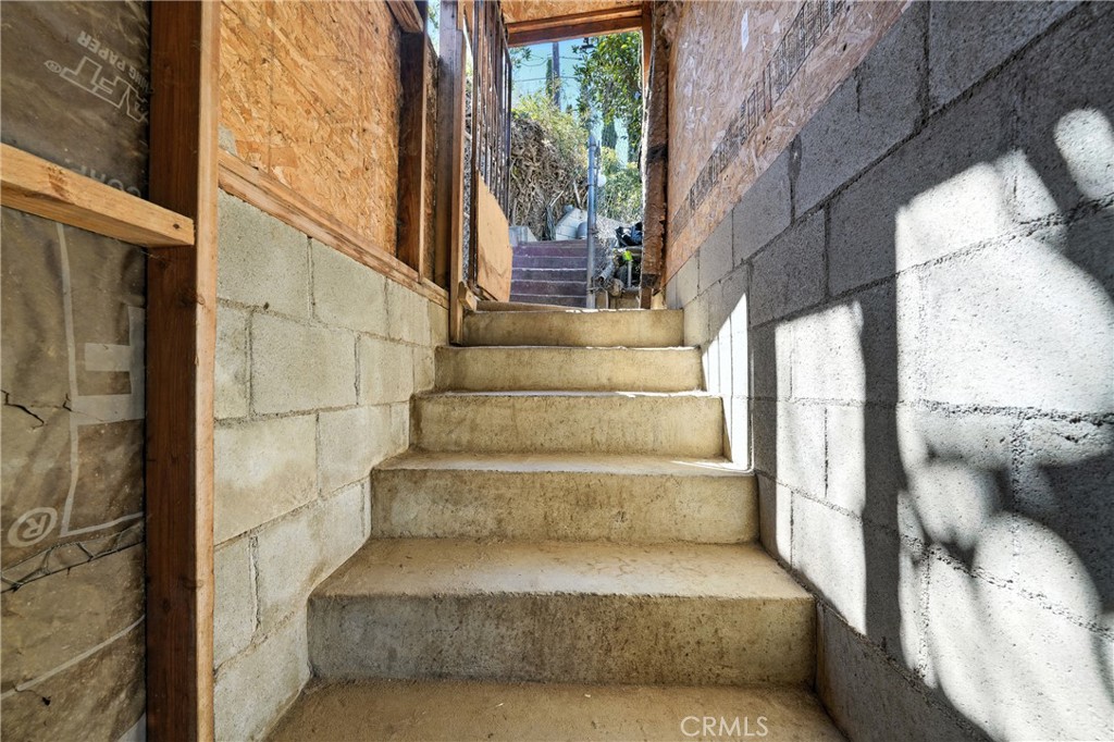 6178 Roy Street Los Angeles, CA 90042 - Photo 34 of 44 Pool awaits you at top tier