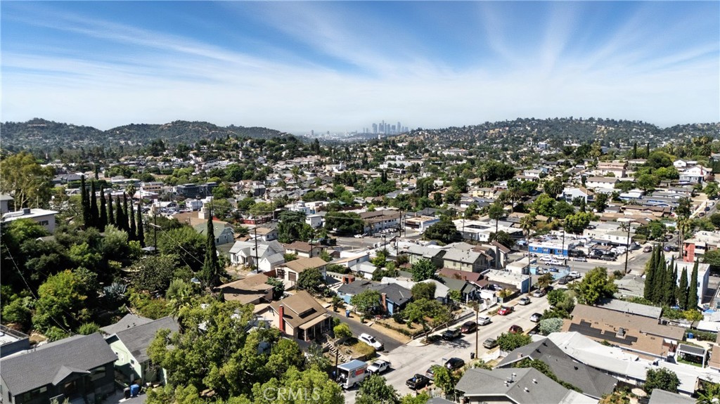 6178 Roy Street Los Angeles, CA 90042 - Photo 42 of 44 Intersects Roy and Figueroa