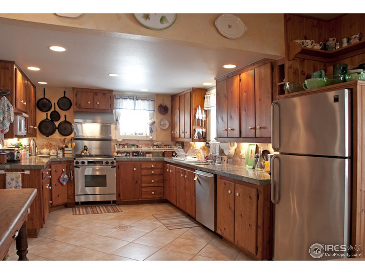 5442 St Vrain Road Longmont, CO 80503 - Photo 8 of 24 Gallery Image 8