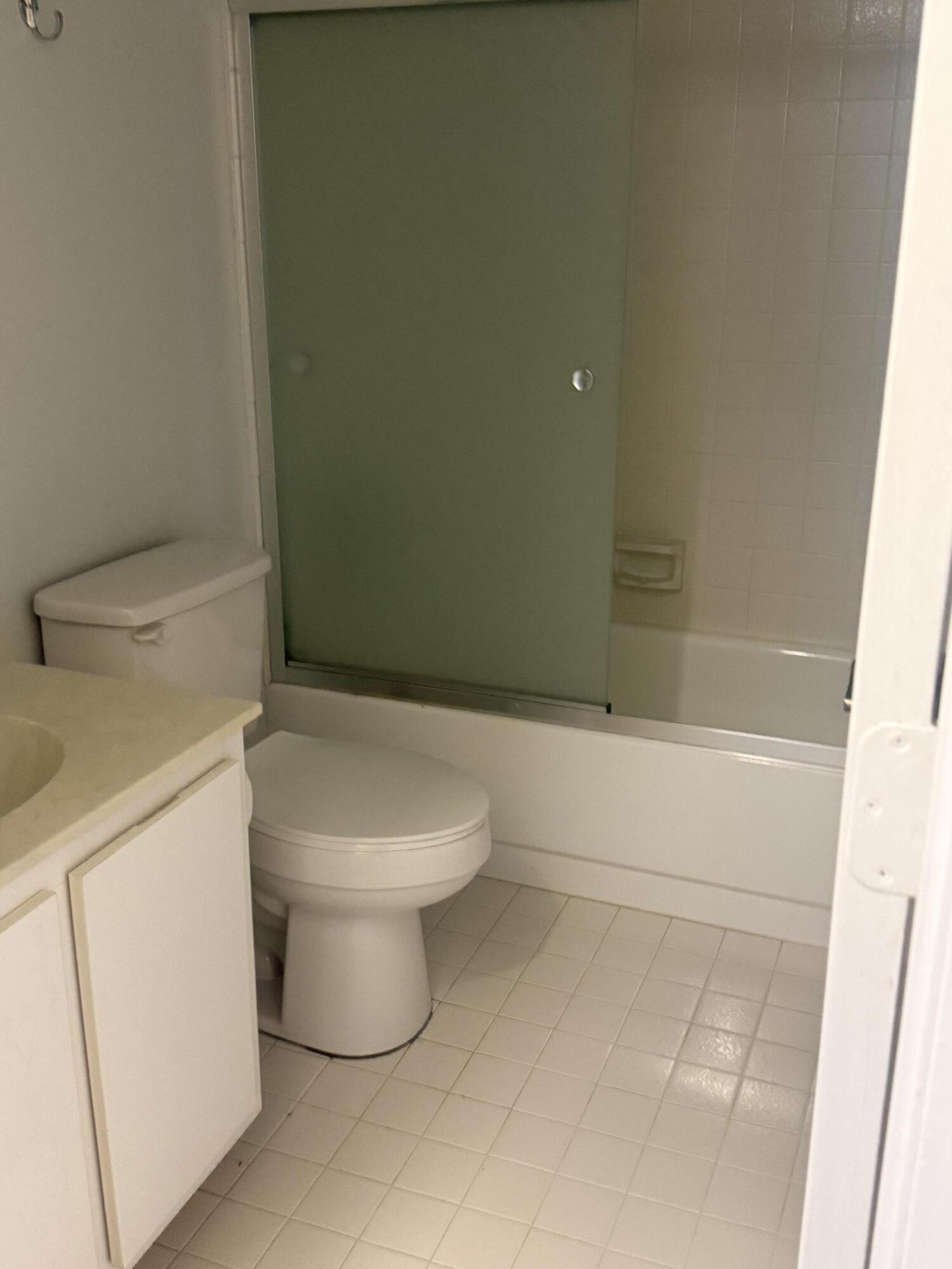 3011 Southeast Aster Lane, Unit 810 Stuart, FL 34994 - Photo 11 of 15 bath