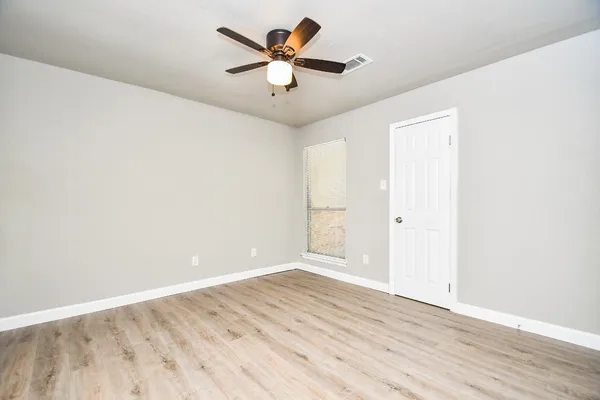 $1,925 | 6911 Winding Trace Drive, Houston, TX 77086