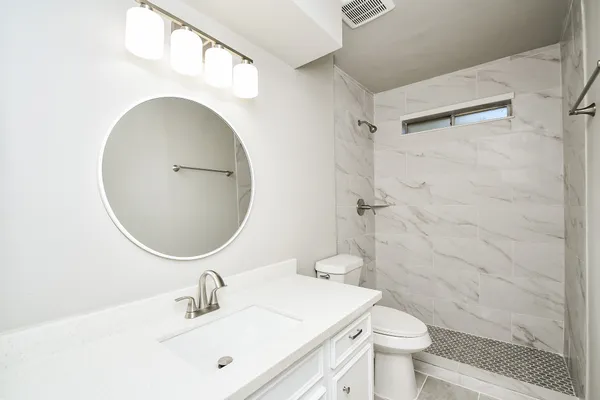 $1,800 | 6911 Winding Trace Drive, Houston, TX 77086