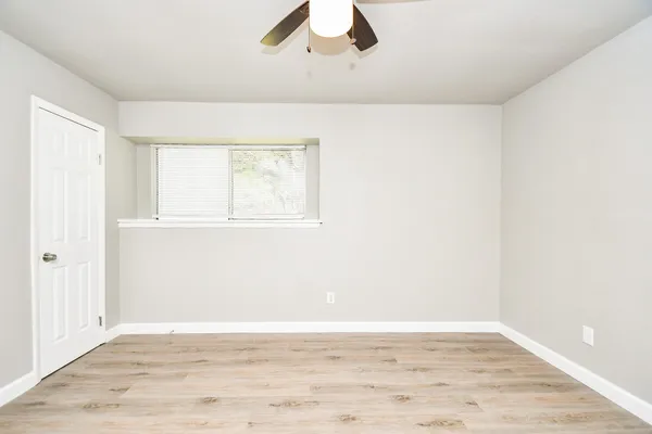 $1,800 | 6911 Winding Trace Drive, Houston, TX 77086