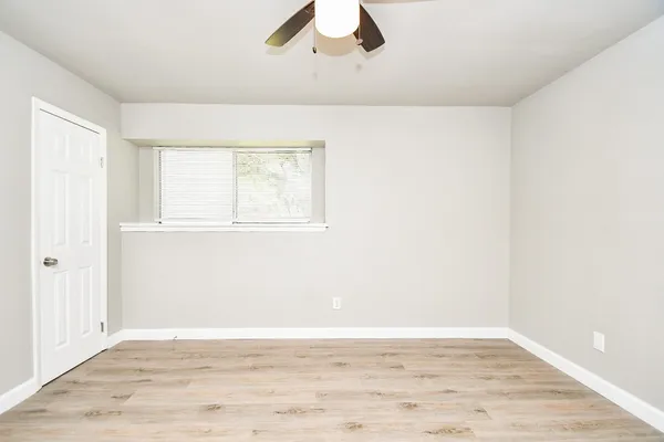 $1,925 | 6911 Winding Trace Drive, Houston, TX 77086