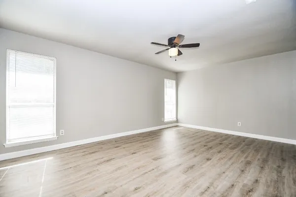 $1,925 | 6911 Winding Trace Drive, Houston, TX 77086