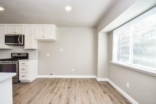 $1,925 | 6911 Winding Trace Drive, Houston, TX 77086