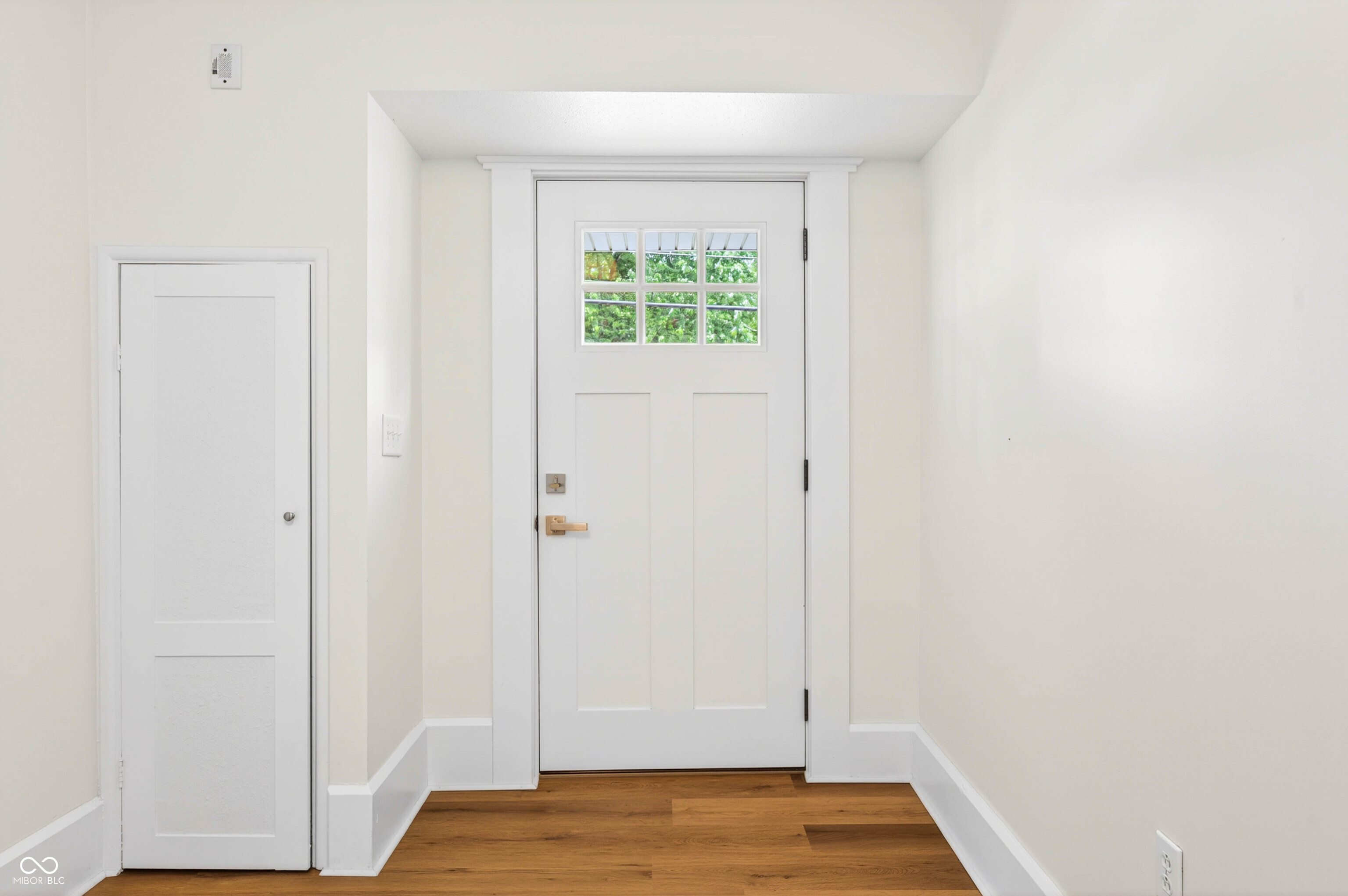 225 Jackson Street Vernon, IN 47282 - Photo 8 of 57
