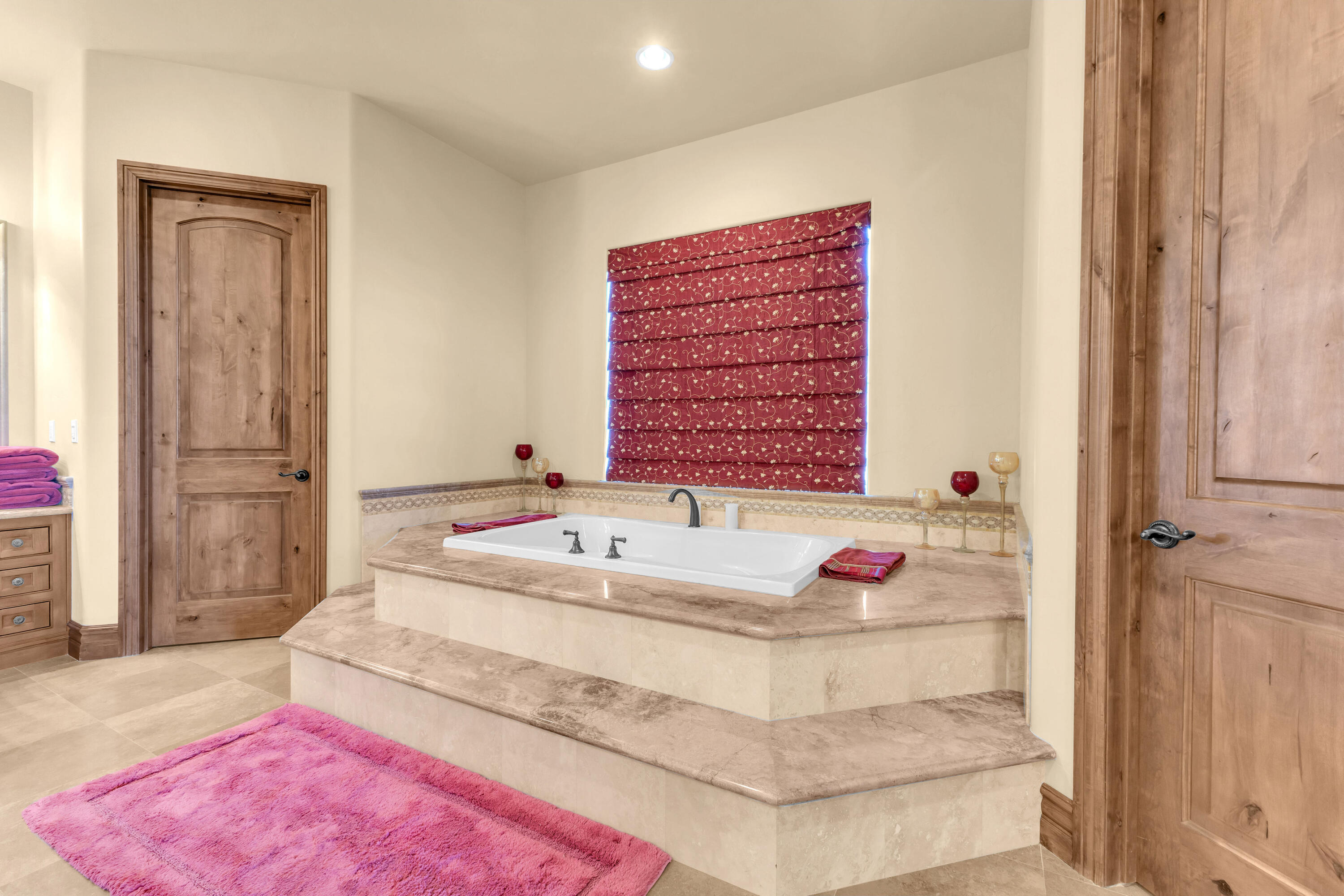 39345 San Ignacio Road Hemet, CA 92544 - Photo 56 of 110 a bathroom with a tub sink and shower