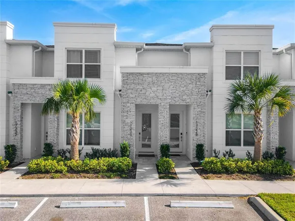 $450,000 | 17230 Blessing Drive, Clermont, FL 34714