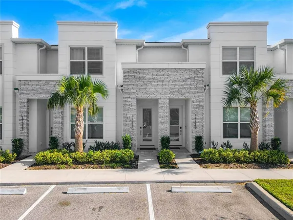 $450,000 | 17230 Blessing Drive, Clermont, FL 34714