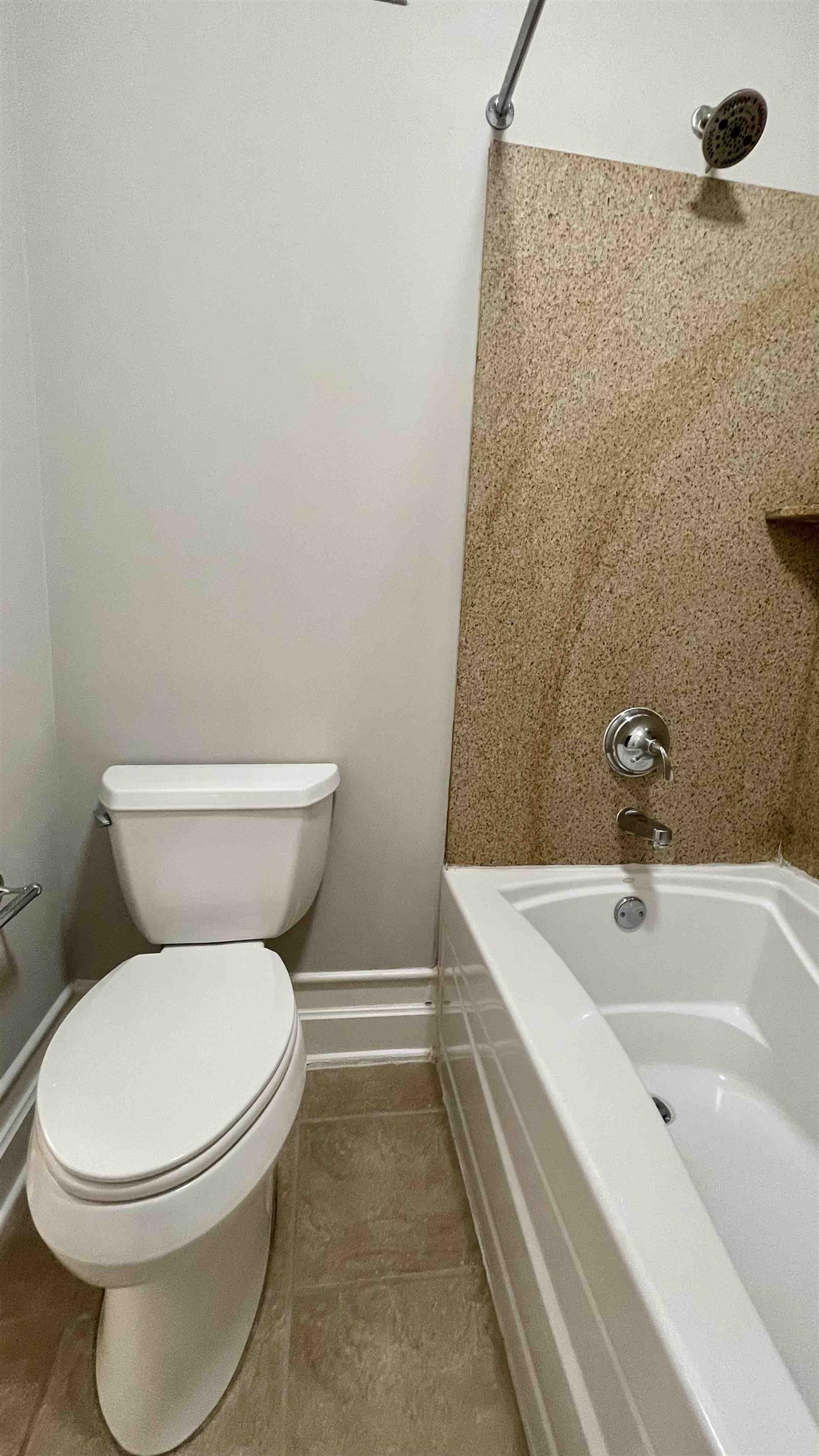 648 Riverside Drive, Unit 315 Memphis, TN 38103 - Photo 16 of 22 Gallery Image 16