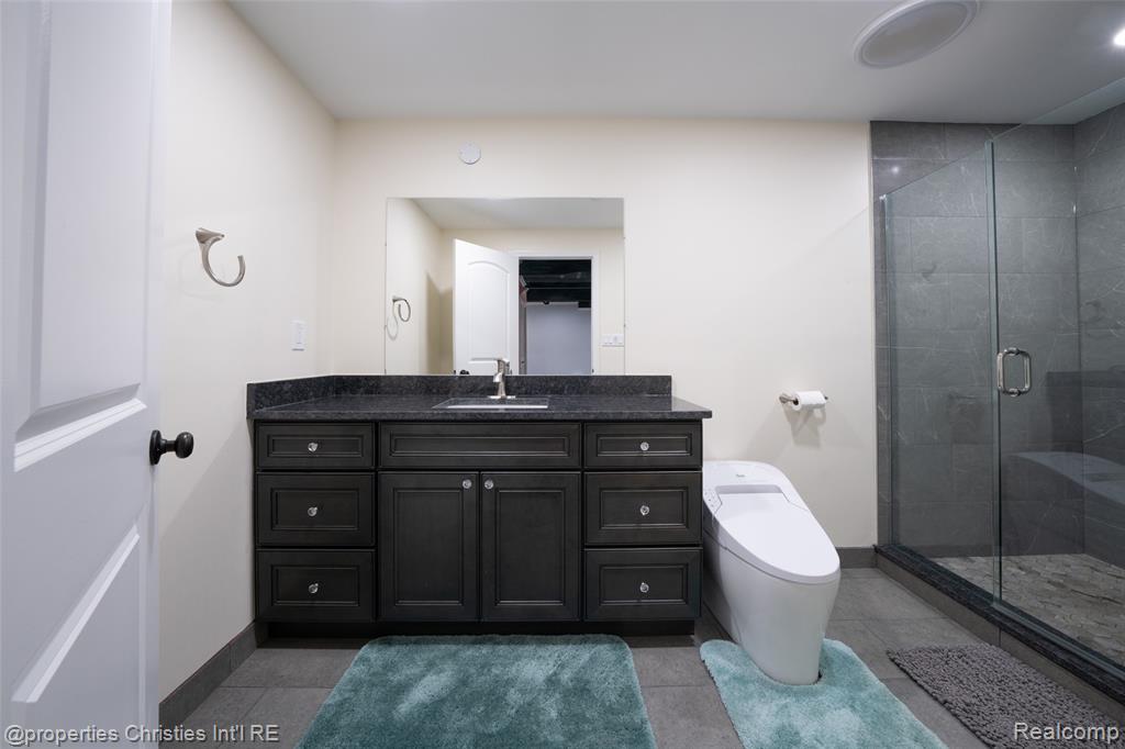 3938 Somerset Circle Rochester Hills, MI 48309 - Photo 55 of 71