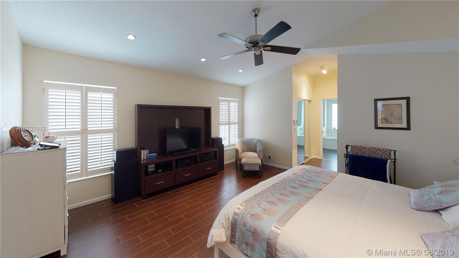 6334 Brava Way Boca Raton, FL 33433 - Photo 9 of 41
