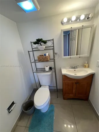 $350,000 | 9240 Fontainebleau Boulevard, Unit 207, Miami, FL 33172