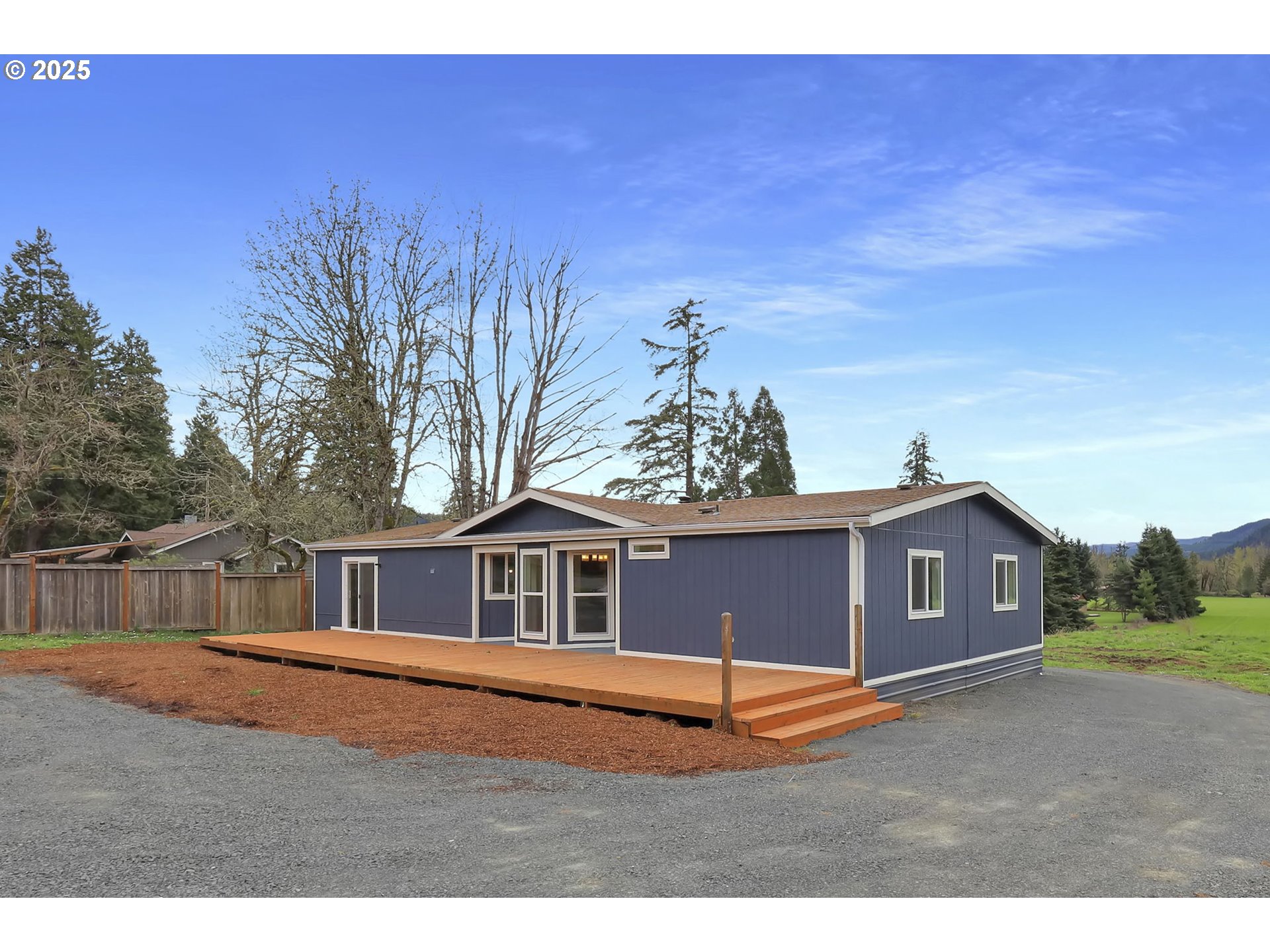 33788 Row River Road Cottage Grove, OR 97424 - Photo 2 of 41