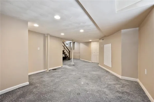 $194,900 | 221 East Agnew Avenue, Pittsburgh, PA 15210